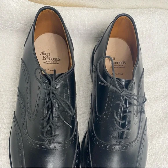 NEW Allen Edmonds Men's McClain Black Leather Wingtip Oxford Size 10.5E Made USA